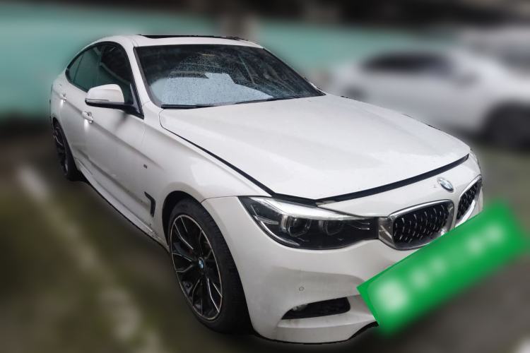 Used BMW 3 Series GT 2019 320i Sport Edition Front Right 45 Deg
