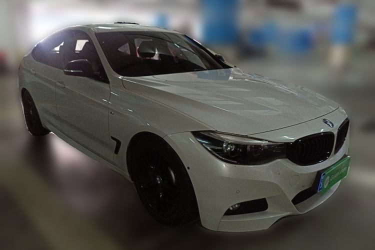 Used BMW 3 Series GT 2019 320i M Sport Night Edition Front Right 45 Deg
