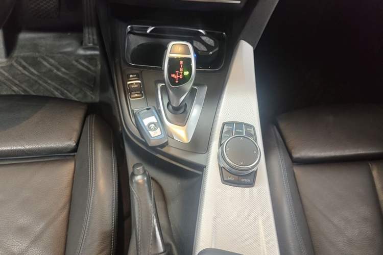 Used BMW 3 Series GT 2019 320i M Sport Gear Lever