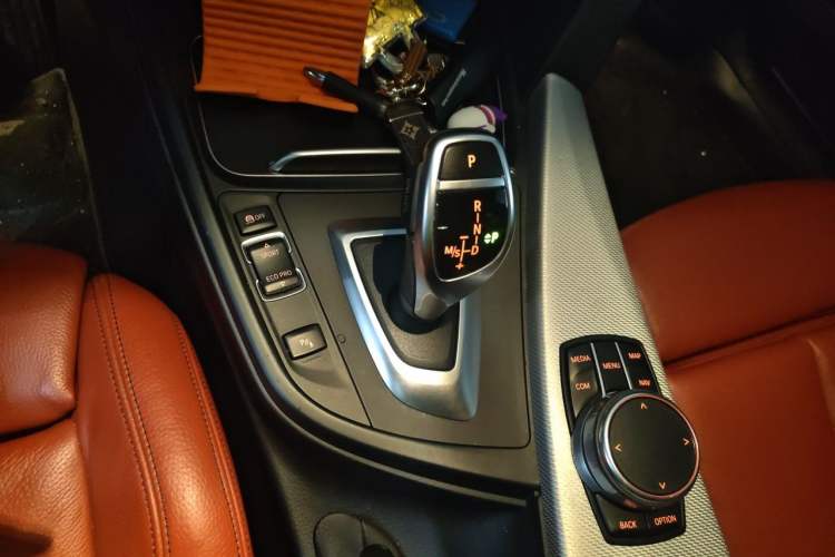Used BMW 3 Series GT 2019 320i M Sport Gear Lever