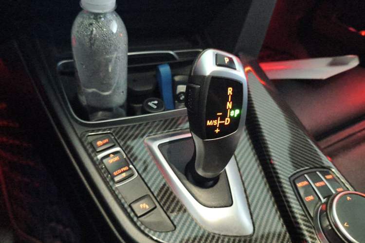 Used BMW 3 Series GT 2019 320i M Sport Package Gear Lever