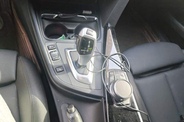 Used BMW 3 Series GT 2019 320i M Sport Package Gear Lever