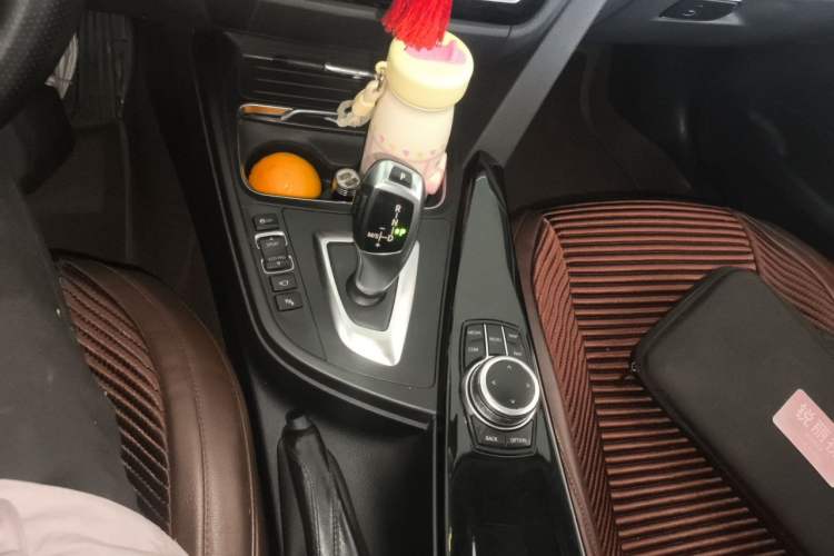 Used BMW 3 Series GT 2019 320i Sport Edition Gear Lever