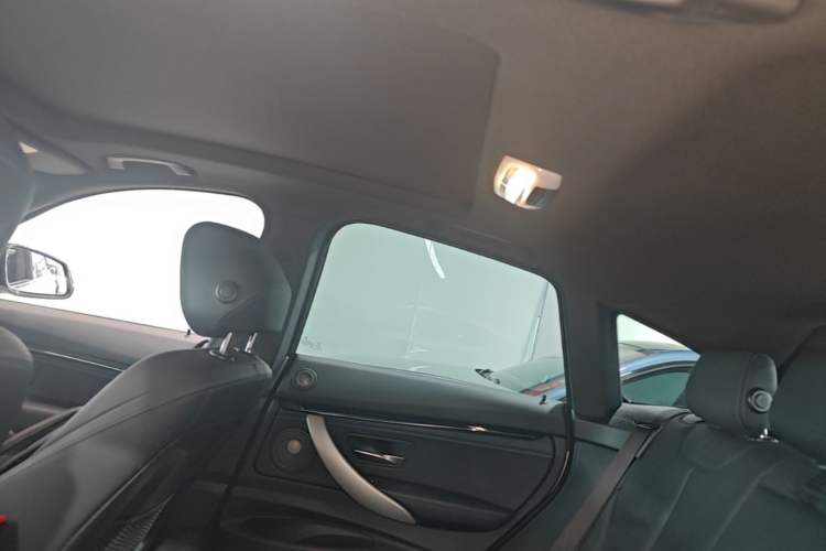 Used BMW 3 Series GT 2019 320i M Sport Headliner