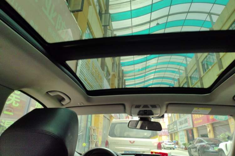Used BMW 3 Series GT 2019 320i Sport Edition Headliner