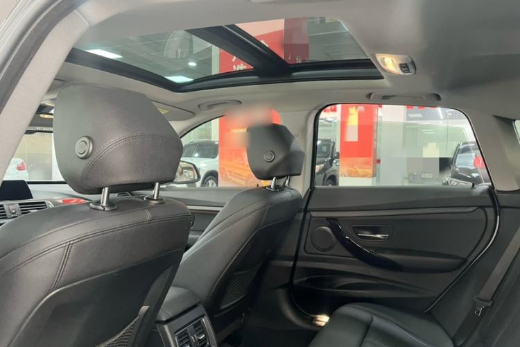 Used BMW 3 Series GT 2019 320i Sport Edition Headliner