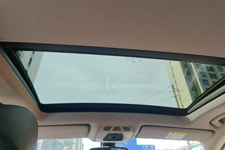Used BMW 3 Series GT 2019 320i Sport Edition Headliner