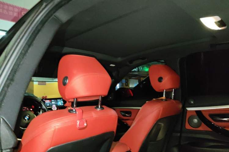 Used BMW 3 Series GT 2019 320i M Sport Night Edition Headliner