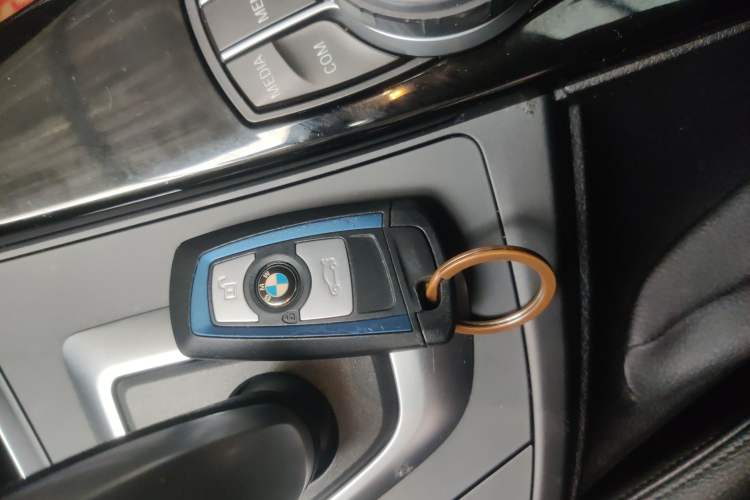 Used BMW 3 Series GT 2019 320i M Sport Package Interior 1