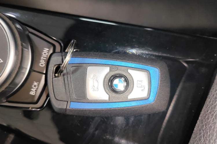 Used BMW 3 Series GT 2019 320i M Sport Package Interior 1