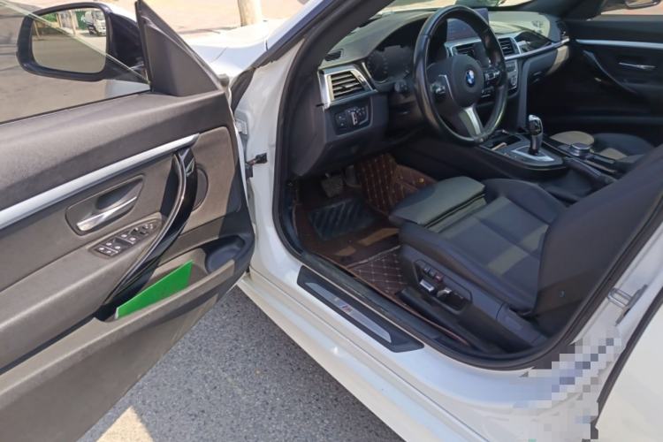 Used BMW 3 Series GT 2019 320i M Sport Package Interior 3