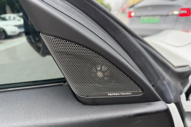 Used BMW 3 Series GT 2019 320i M Sport Night Edition Interior 7