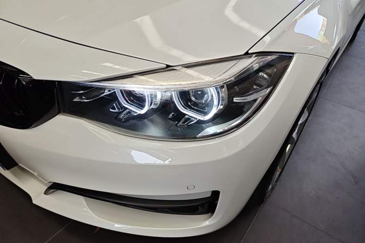 Used BMW 3 Series GT 2019 320i Sport Edition Left Front Headlight