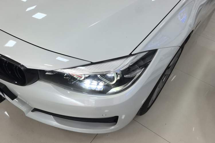 Used BMW 3 Series GT 2019 320i Sport Edition Left Front Headlight
