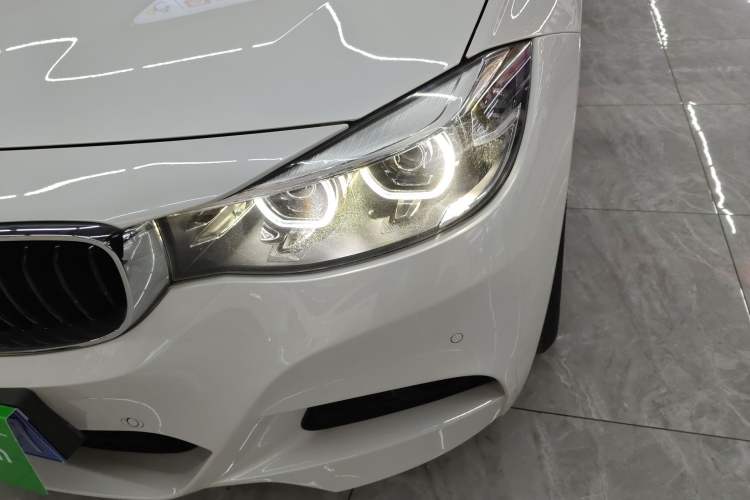Used BMW 3 Series GT 2019 320i M Sport Package Left Front Headlight