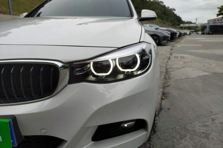 Used BMW 3 Series GT 2019 320i M Sport Package Left Front Headlight