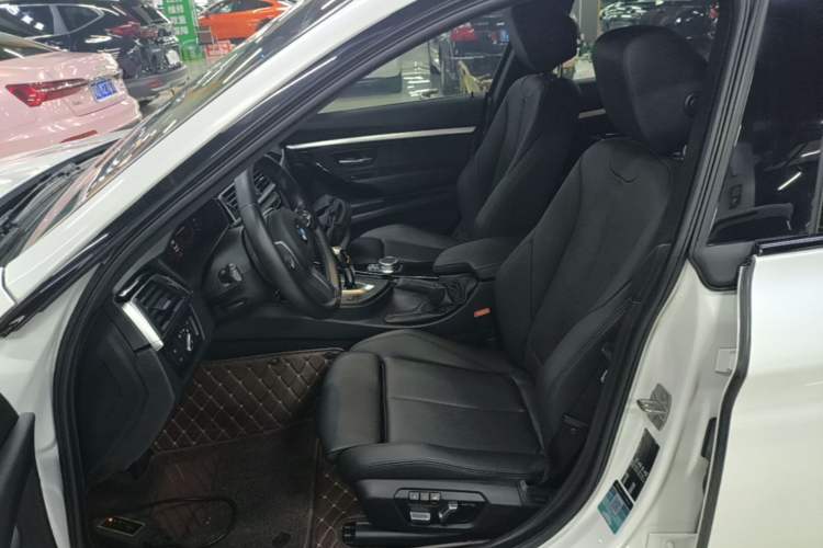 Used BMW 3 Series GT 2019 320i M Sport Package Left Front Seat