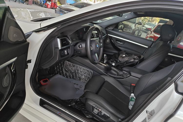 Used BMW 3 Series GT 2019 320i M Sport Package Left Front Seat