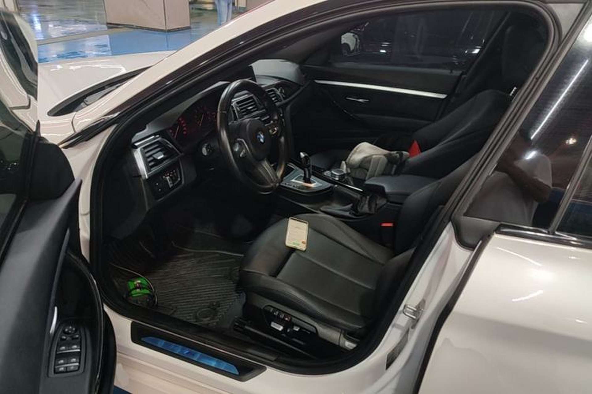 Used BMW 3 Series GT 2019 320i M Sport Package Left Front Seat