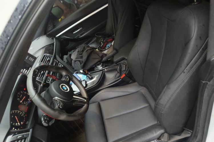 Used BMW 3 Series GT 2019 320i Sport Edition Left Front Seat