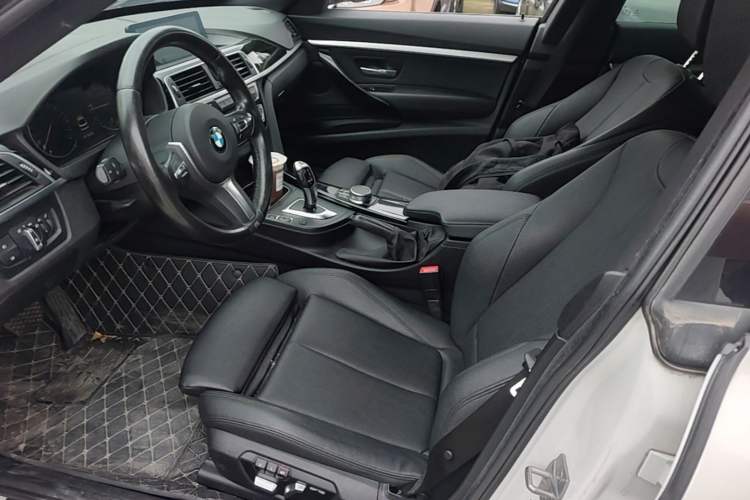 Used BMW 3 Series GT 2019 320i M Sport Package Left Front Seat