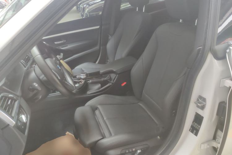 Used BMW 3 Series GT 2019 320i M Sport Package Left Front Seat