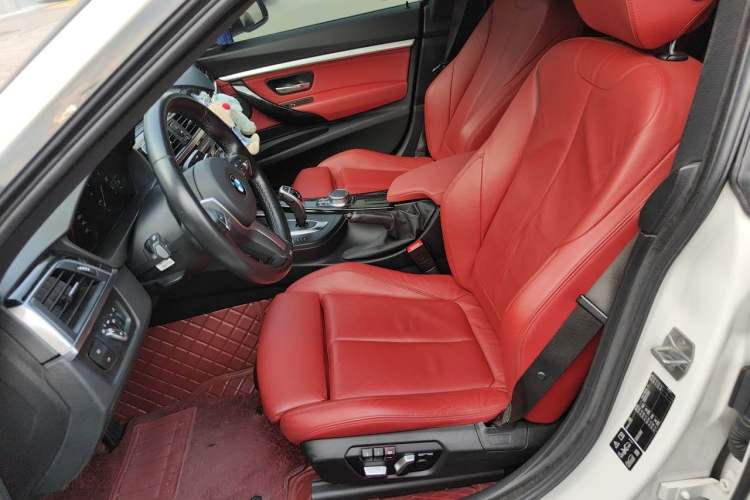 Used BMW 3 Series GT 2019 330i xDrive M Sport Edition Left Front Seat