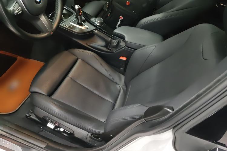 Used BMW 3 Series GT 2019 320i M Sport Package Left Front Seat