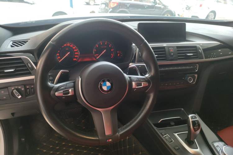 Used BMW 3 Series GT 2019 320i M Sport Night Edition Left Front Seat