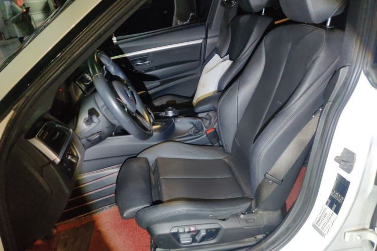 Used BMW 3 Series GT 2019 320i M Sport Package Left Front Seat