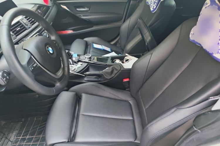 Used BMW 3 Series GT 2019 320i Sport Edition Left Front Seat