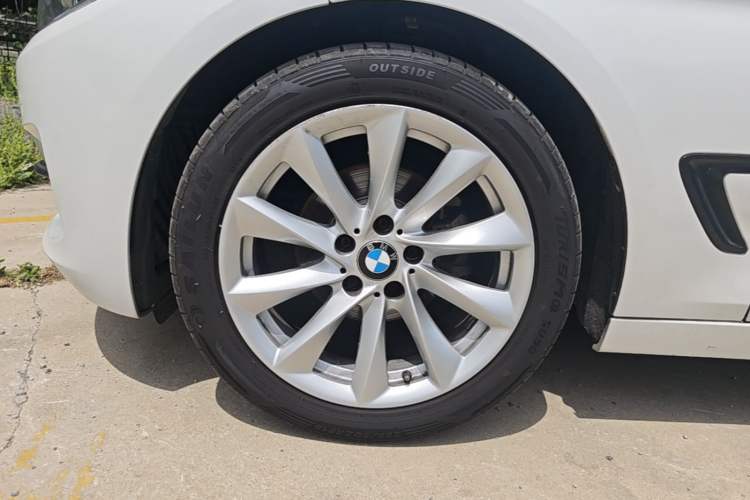 Used BMW 3 Series GT 2019 320i Sport Edition Left Front Wheel Hub