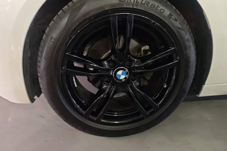 Used BMW 3 Series GT 2019 320i M Sport Night Edition Left Front Wheel Hub