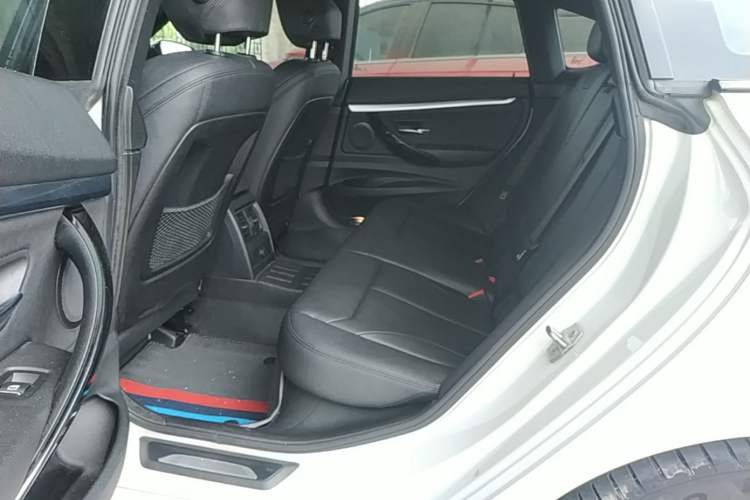 Used BMW 3 Series GT 2019 320i M Sport Package Left Rear Seat