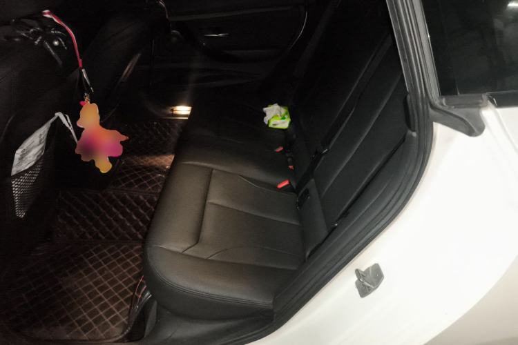 Used BMW 3 Series GT 2019 320i Sport Edition Left Rear Seat