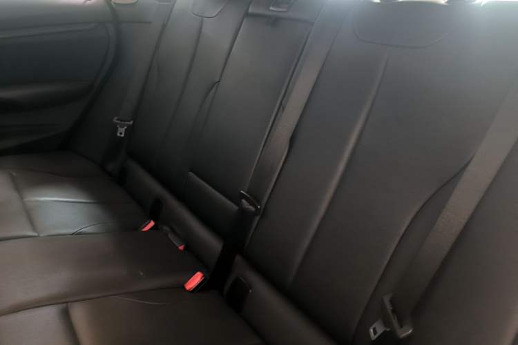 Used BMW 3 Series GT 2019 320i Sport Edition Left Rear Seat
