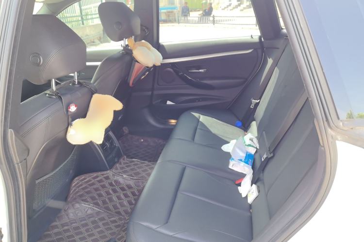 Used BMW 3 Series GT 2019 320i M Sport Package Left Rear Seat