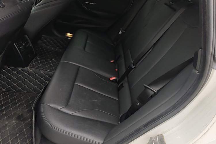 Used BMW 3 Series GT 2019 320i M Sport Package Left Rear Seat