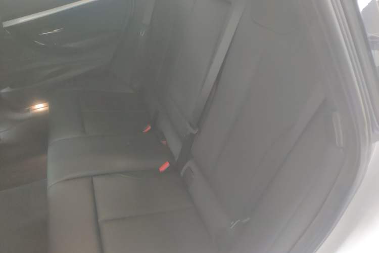 Used BMW 3 Series GT 2019 320i M Sport Package Left Rear Seat