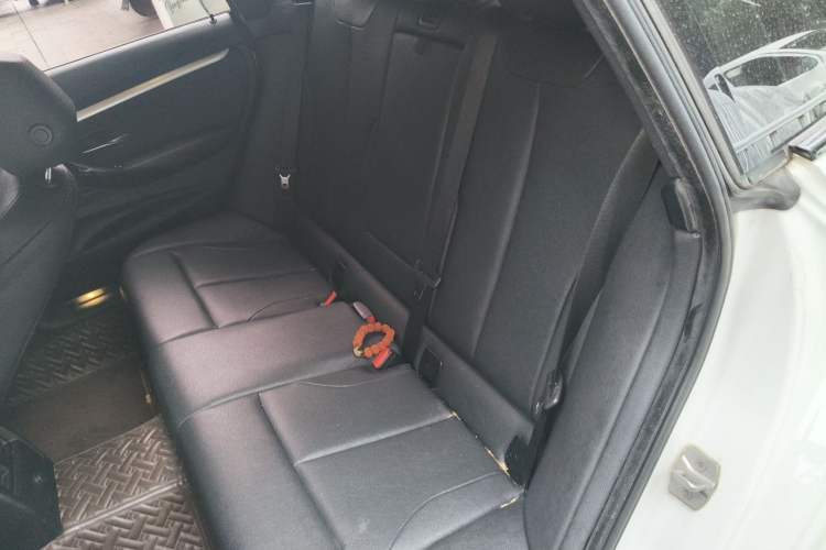 Used BMW 3 Series GT 2019 320i M Sport Package Left Rear Seat
