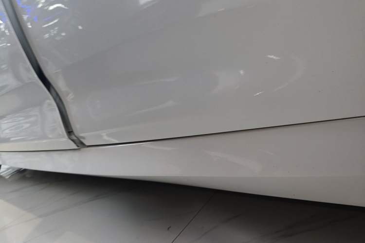 Used BMW 3 Series GT 2019 320i M Sport Package Left Side Sill