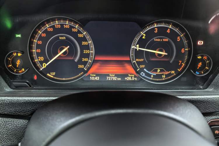 Used BMW 3 Series GT 2019 320i M Sport Night Edition Odometer Close Up