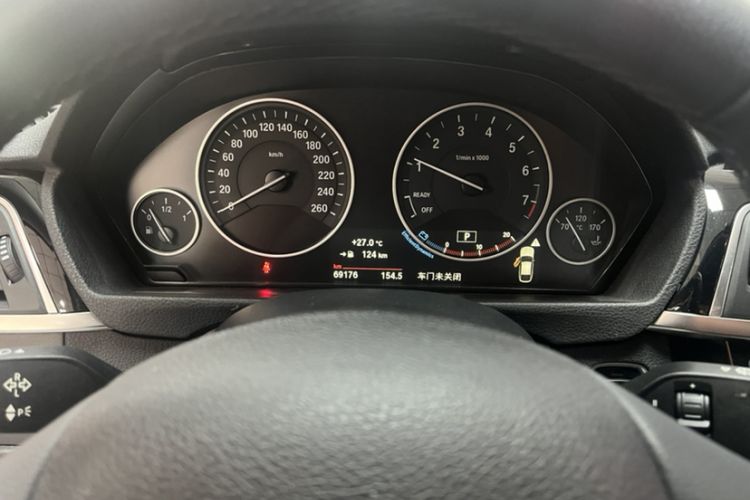 Used BMW 3 Series GT 2019 320i Sport Edition Odometer Close Up