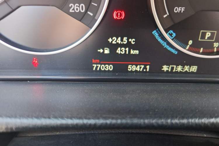 Used BMW 3 Series GT 2019 320i Sport Edition Odometer Close Up