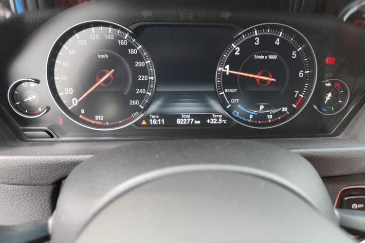Used BMW 3 Series GT 2019 330i xDrive M Sport Edition Odometer Close Up