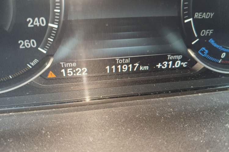 Used BMW 3 Series GT 2019 320i M Sport Package Odometer Close Up