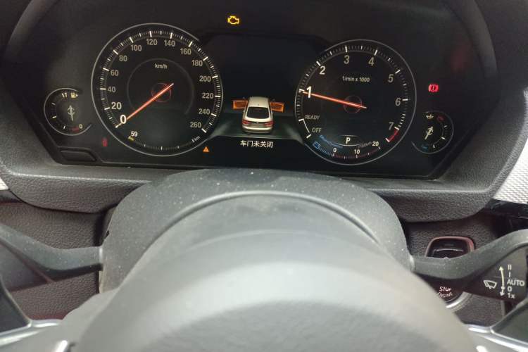 Used BMW 3 Series GT 2019 320i M Sport Odometer Close Up
