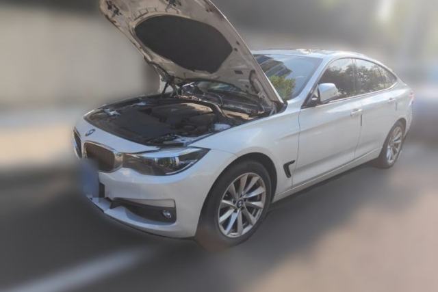 BMW 3 Series GT 2019 320i Sport Edition usata