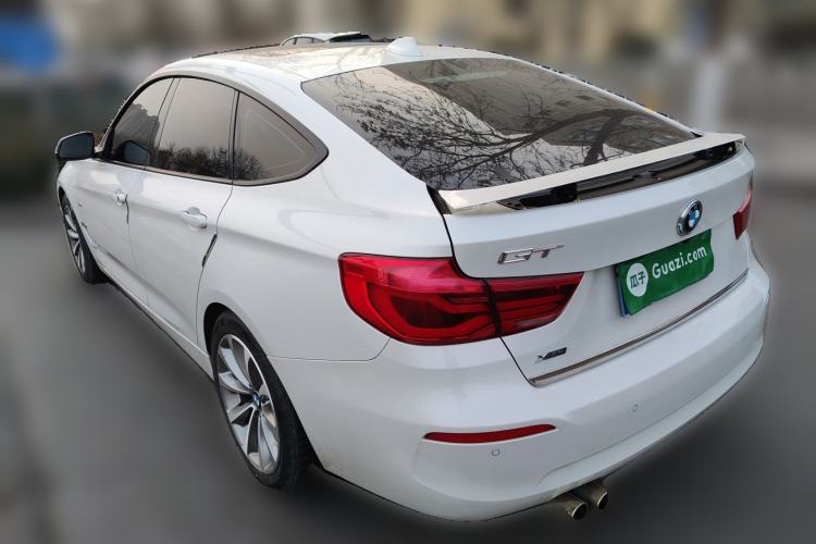 Used BMW 3 Series GT 2019 320i Sport Edition Rear Left 45 Deg