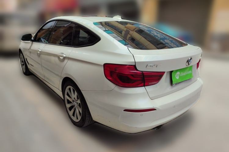 Used BMW 3 Series GT 2019 320i Sport Edition Rear Left 45 Deg